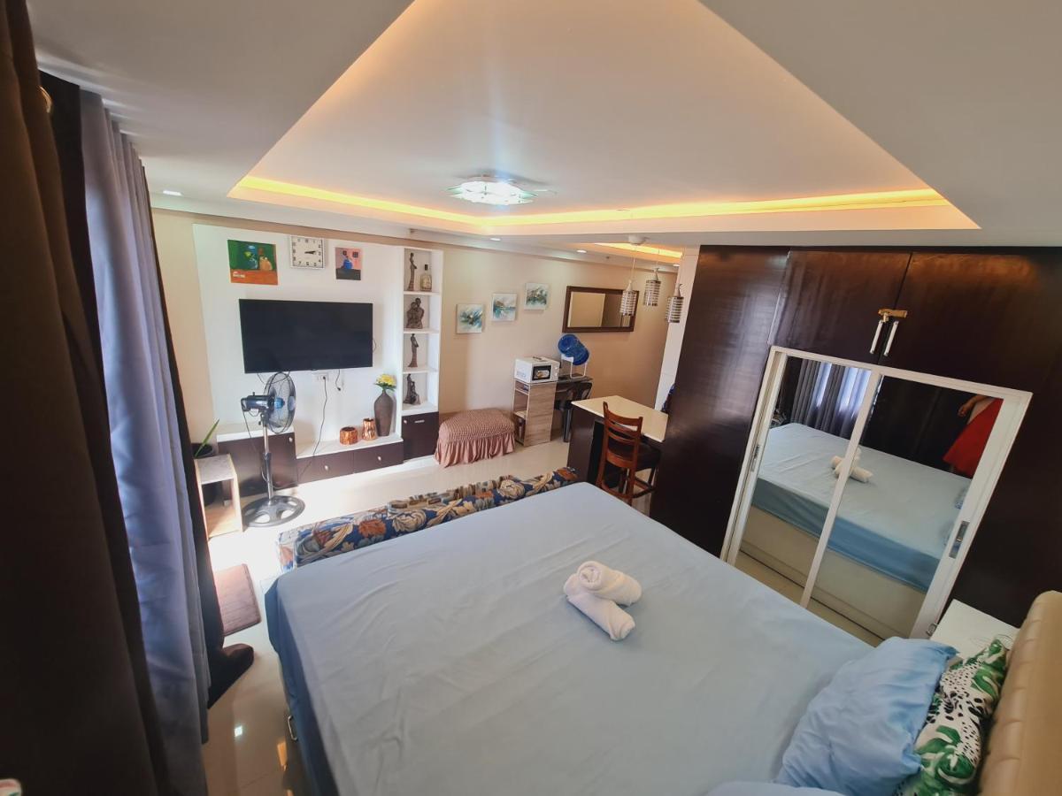 Italian Inspired Tropical-Themed Studio Condo 达沃 外观 照片